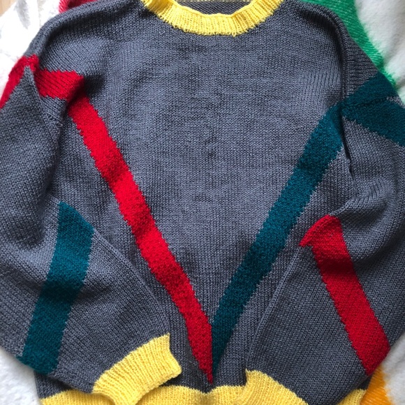 Sz M colour block knitted sweater - Picture 1 of 3